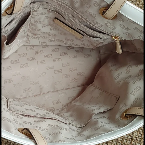 Michael Kors White Patent and Tan Tote Bag - Picture 5 of 7